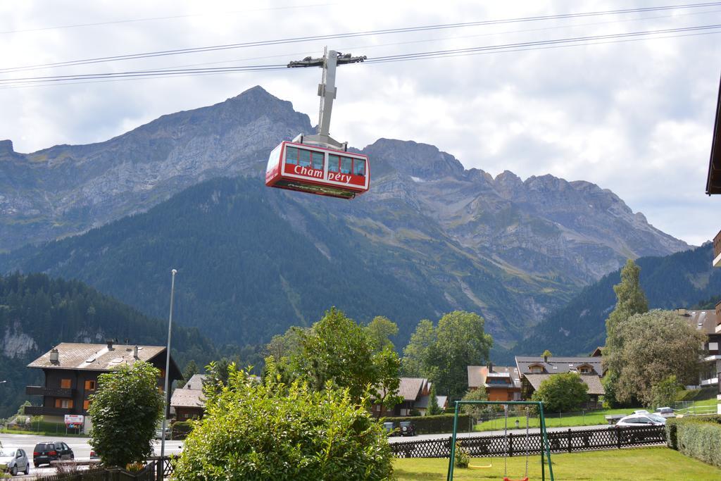 Apartment Champery Grand Pre A Room photo